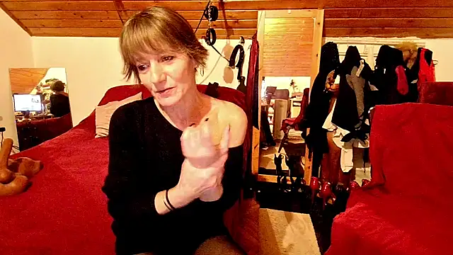 Hot Colettte online show from January 6, 10:03 pm