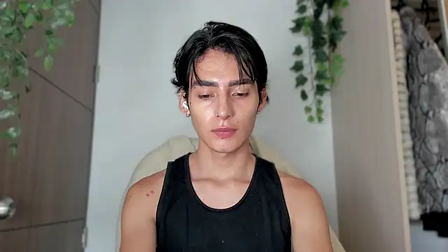 sebas rose online show from March 2, 10:02 pm