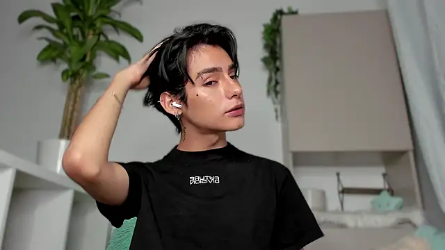 sebas rose online show from January 30, 7:39 am