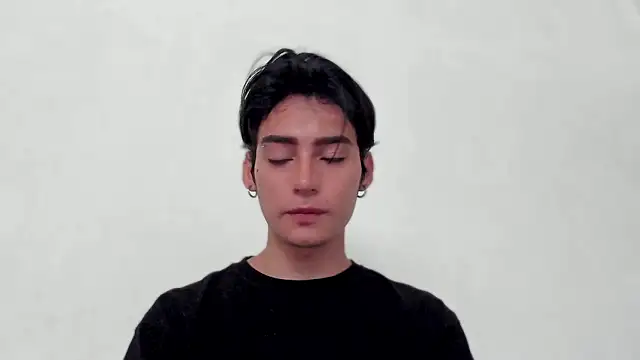 sebas rose online show from December 4, 2:09 pm