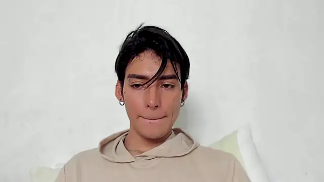 sebas rose online show from December 5, 5:33 pm