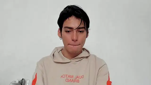 sebas rose online show from December 5, 2:28 pm