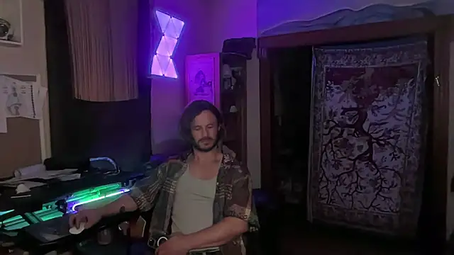 CowboyZuhly online show from March 27, 5:27 am