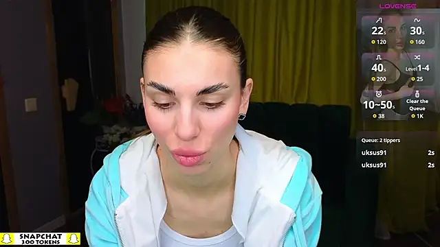 EmmyGreans online show from March 24, 6:46 am