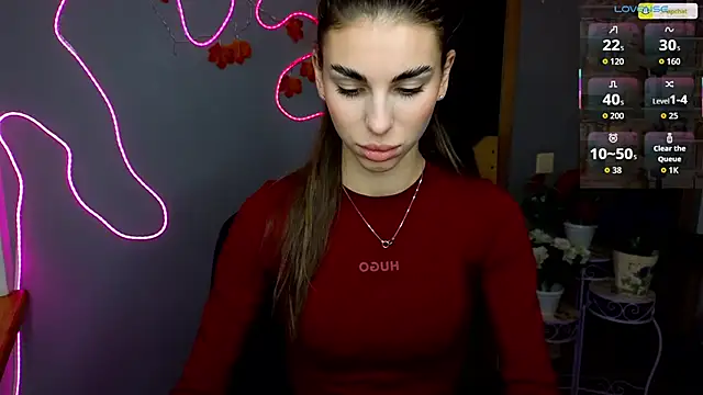 EmmyGreans online show from November 11, 7:03 am