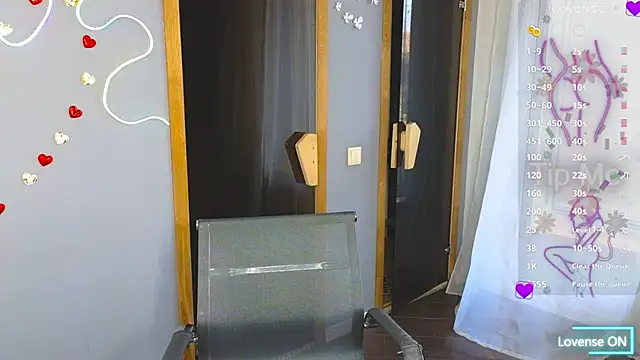 Snapshot of EmmyGreans chatting on March 7, 12:34 pm EmmyGreans online show from March 7, 12:34 pm