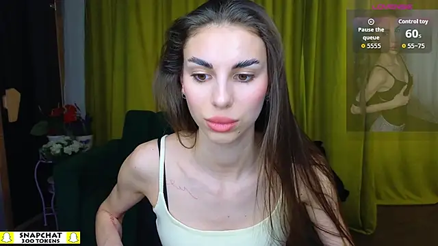 EmmyGreans online show from April 3, 11:38 am