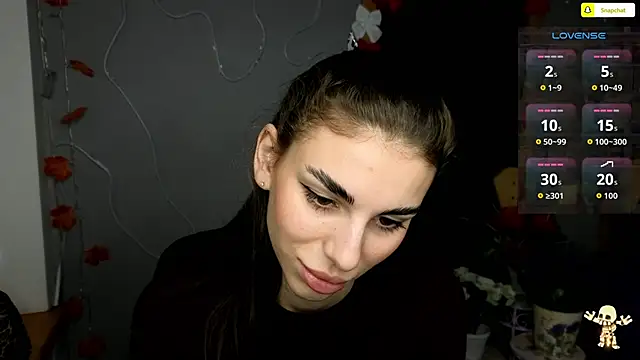 EmmyGreans online show from November 29, 6:46 am