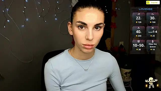 EmmyGreans online show from December 2, 12:40 pm