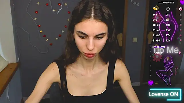 Snapshot of EmmyGreans chatting on March 4, 1:06 pm EmmyGreans online show from March 4, 1:06 pm