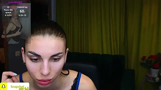 EmmyGreans online show from February 25, 12:38 pm