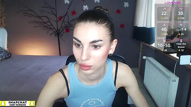 EmmyGreans online show from March 31, 5:53 am