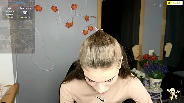 EmmyGreans online show from November 28, 6:46 am