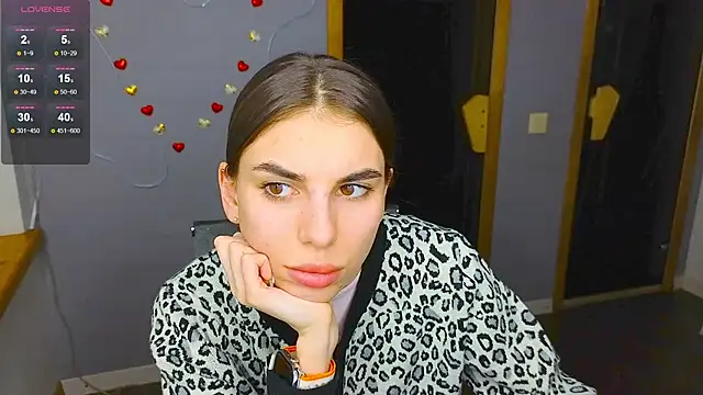 Snapshot of EmmyGreans chatting on February 26, 12:38 pm EmmyGreans online show from February 26, 12:38 pm