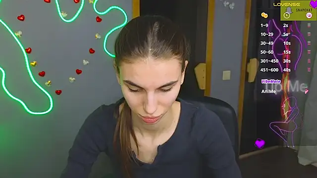 Snapshot of EmmyGreans chatting on March 17, 9:33 am EmmyGreans online show from March 17, 9:33 am