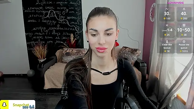 EmmyGreans online show from March 13, 6:40 am