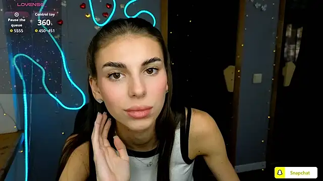 Snapshot of EmmyGreans chatting on September 24, 12:00 pm EmmyGreans online show from September 24, 12:00 pm