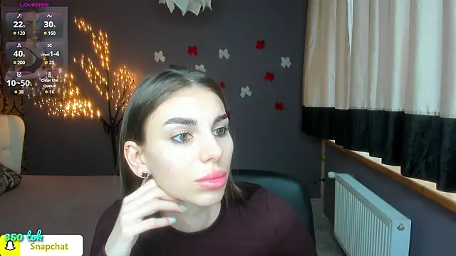 EmmyGreans online show from February 14, 6:46 am