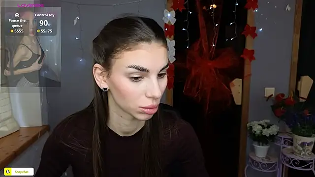 EmmyGreans online show from February 9, 6:44 am