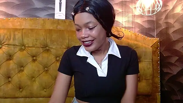 Snapshot of CrystalBrooke3x chatting on October 1, 7:40 pm CrystalBrooke3x online show from October 1, 7:40 pm