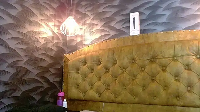 CrystalBrooke3x online show from October 29, 7:24 pm