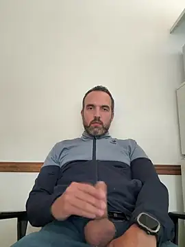 leon3875 online show from March 3, 3:19 pm