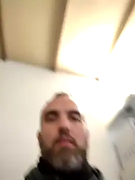 leon3875 online show from October 1, 3:27 pm