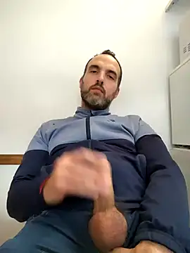 leon3875 online show from October 28, 3:33 pm