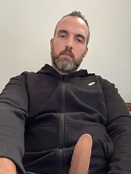 leon3875 online show from April 8, 3:24 pm