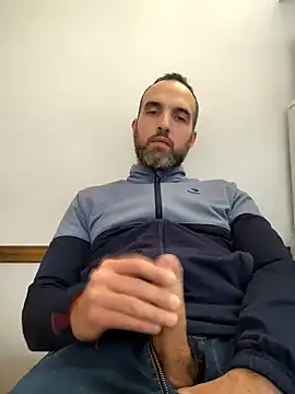 leon3875 online show from September 25, 3:29 pm