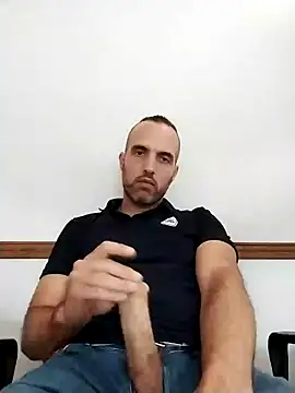 leon3875 online show from January 7, 3:02 pm