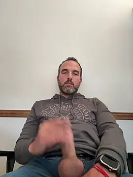 leon3875 online show from March 4, 3:31 pm