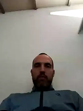 leon3875 online show from December 18, 3:33 pm