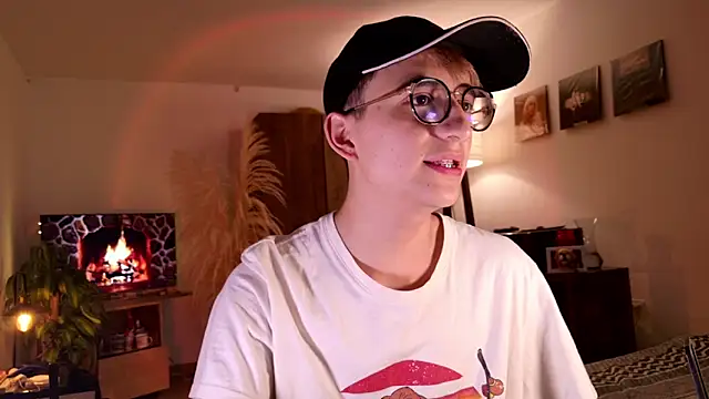 Mr evan1 online show from October 22, 3:00 pm