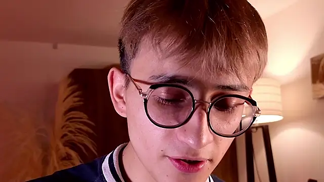 Mr evan1 online show from October 21, 3:00 pm