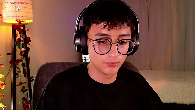 Mr evan1 online show from February 19, 5:27 pm