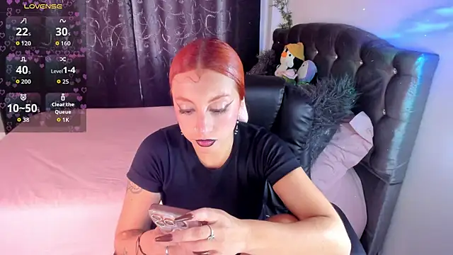 Violetaarey online show from April 17, 7:28 pm