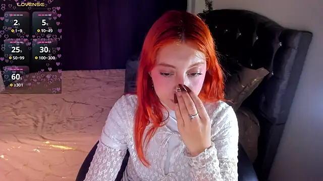Violetaarey online show from April 23, 2:07 am