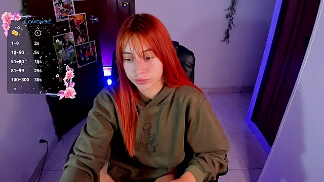 Violetaarey online show from November 13, 11:41 pm