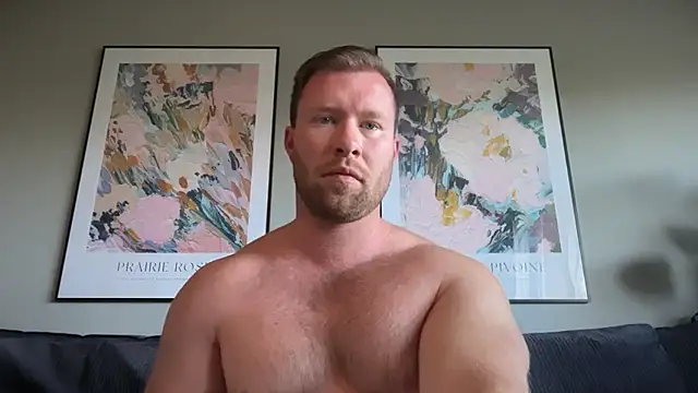 Snapshot of swekingxx chatting on June 8, 9:54 am swekingxx online show from June 8, 9:54 am