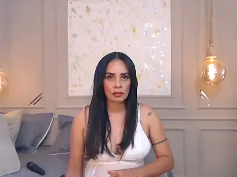 Snapshot of Alishak chatting on October 14, 9:47 pm Alishak online show from October 14, 9:47 pm