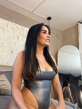 Snapshot of Alishak chatting on October 19, 8:11 pm Alishak online show from October 19, 8:11 pm