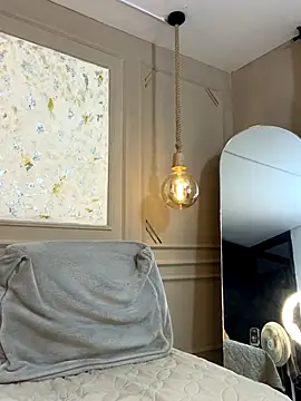 Snapshot of Alishak chatting on November 12, 7:18 pm Alishak online show from November 12, 7:18 pm