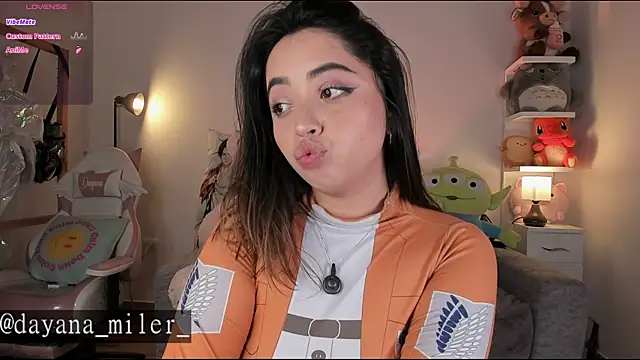 Snapshot of _dayana_miler chatting on June 24, 4:38 pm dayana miler online show from June 24, 4:38 pm