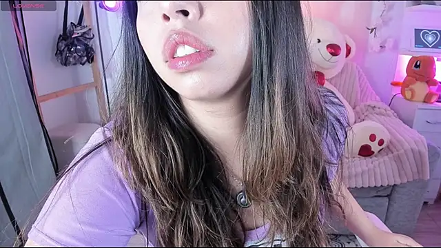 Snapshot of _dayana_miler chatting on July 12, 3:57 pm dayana miler online show from July 12, 3:57 pm