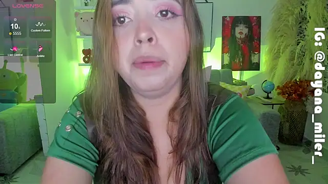  dayana miler online show from March 19, 12:04 am