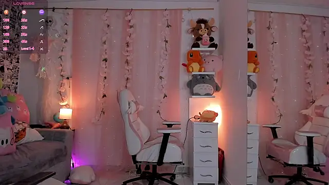  dayana miler online show from February 6, 12:39 am