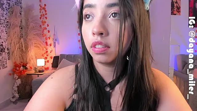  dayana miler online show from January 3, 2:32 am