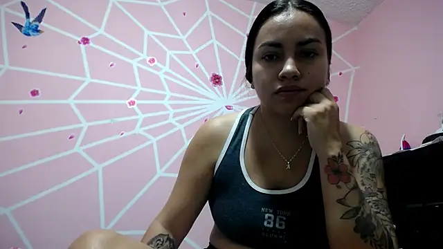 Gisella chaud online show from November 18, 4:32 pm