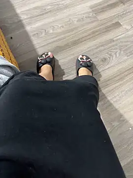 Snapshot of May-Squirt chatting on February 12, 4:29 pm May-Squirt online show from February 12, 4:29 pm